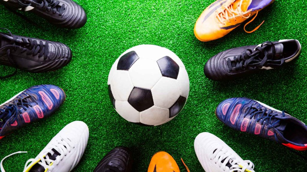 יצרנית כדורגל